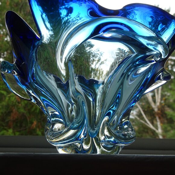 Vintage Blue Blown Glass Dish Ashtray - Picture 1 of 13